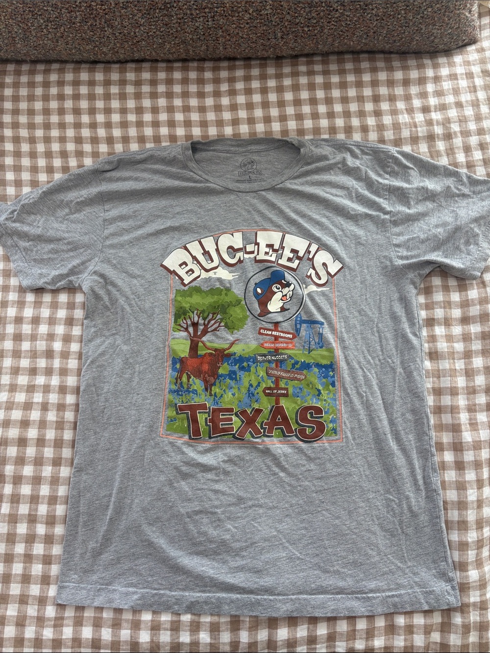 Buc-ee's Texas Graphic Short Sleeve Tee - Gray